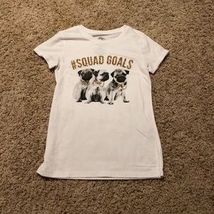 A white tee shirt